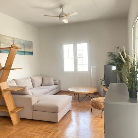 Faliro Comfort Apartment 10 Mins Walking To The Beach Афины Экстерьер фото